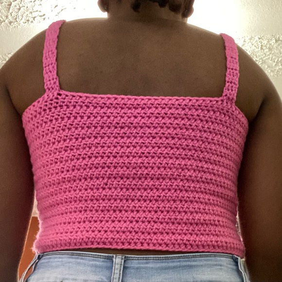 Pink Under Boob Cut Out Crop Top - Picture 2 of 3